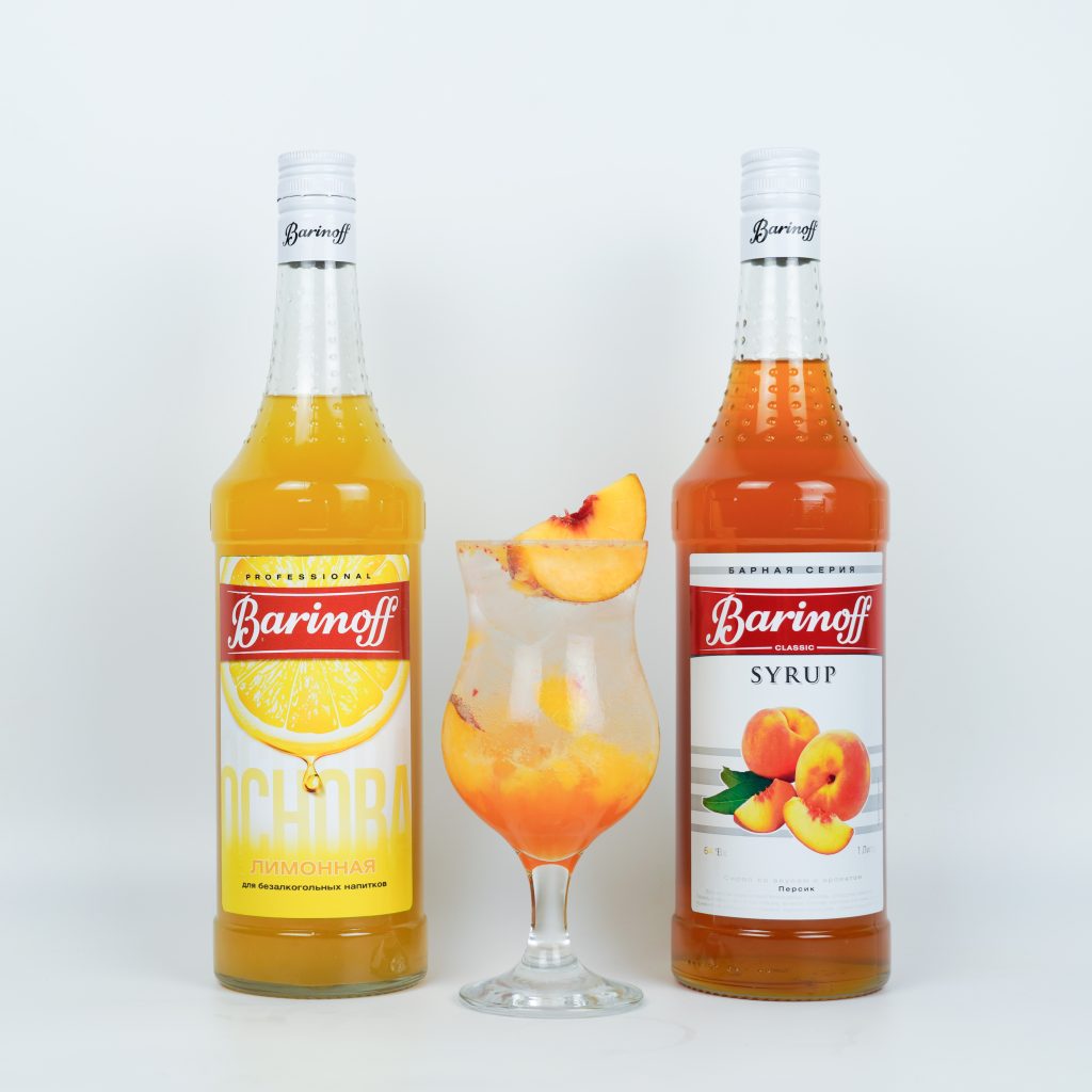 Peach lemonade